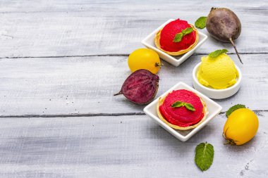 Pancar ve domatesli dondurma, şerbet ve dondurma çeşitleri.