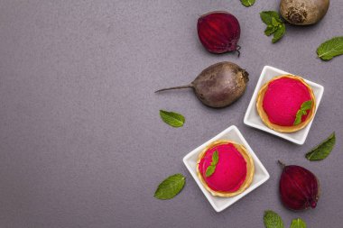 Pancar dondurması, şerbet, dondurma. Yaz sıhhatli tatlı