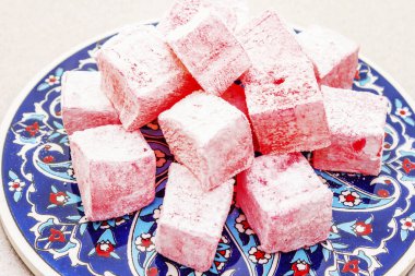 Doğu tatlıları. Geleneksel Türk lokumu