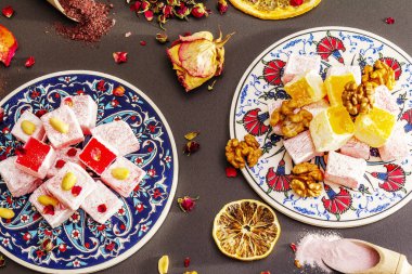 Doğu tatlıları. Geleneksel Türk lokumu