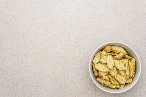 Croutons frescos para sopas calientes de crema de otoño — Foto de Stock