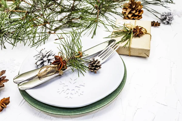 Christmas New Year Table Setting Festive Cutlery Ceramic Plates Fresh — Stock Photo, Image