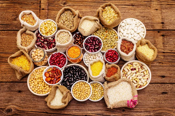 Surtido Diferentes Tipos Granos Frijoles Cereales Conjunto Fuentes Indispensables Proteína —  Fotos de Stock