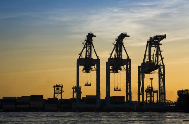 Kaohsiung, Tayvan limanda Konteyner Vinç.