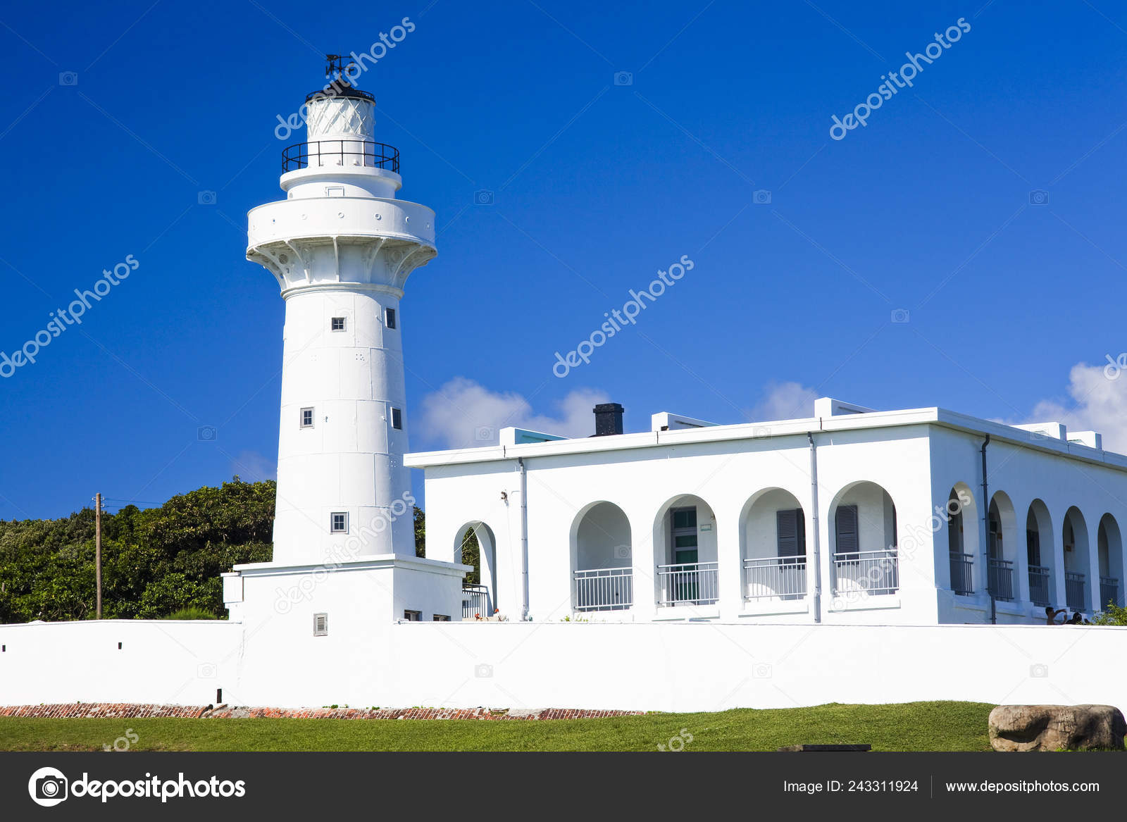 Eluanbi Lighthouse Kenting National Park South Taiwan - 