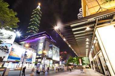 Taipei 101 gökdeleni Taipei, TAIWAN.