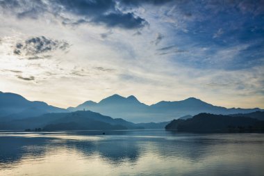 Sun Moon Gölü 'nün manzarası, Tayvan, Asya' nın ünlü cazibesi..