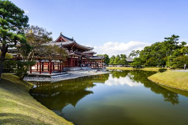 Güzel mimari Byodo içinde Kyoto Japonya tapınakta.