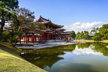 Güzel mimari Byodo içinde Kyoto Japonya tapınakta.