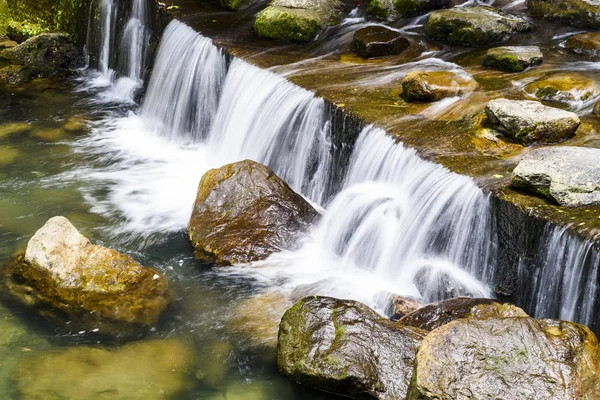 Close Waterfall Natural Background — Stock Photo, Image
