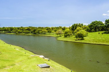 Tayvan 'daki güzel Tainan Büyükşehir Parkı. Burası halka açık ücretsiz bir alan..
