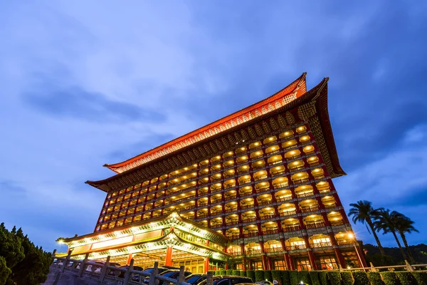 Вид Grand Hotel Taipei Солнечный День Тайбэе Тайвань Великолепное Здание — стоковое фото