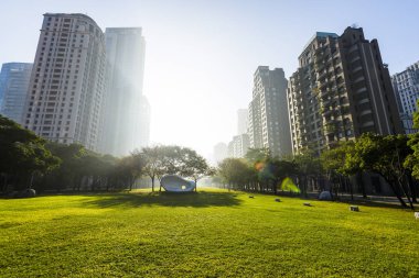 Sabahları şehir manzarası, Taichung Tayvan. Ulusal Taichung Tiyatrosu yakınında..