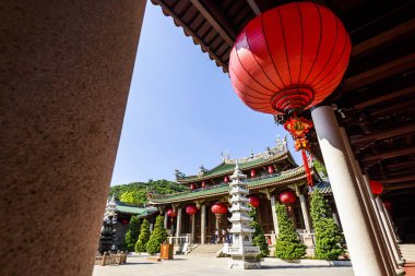 Xiamen, Çin 'deki Güney Putuo Tapınağı manzarası.
