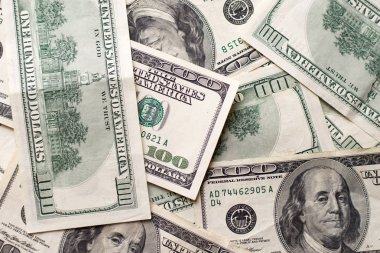 Amerikan doları dokusu. Yüz dolarlık banknotların arka planı.