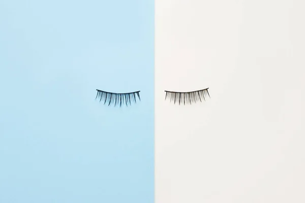 False Eyelashes White Blue Background — Stock Photo, Image