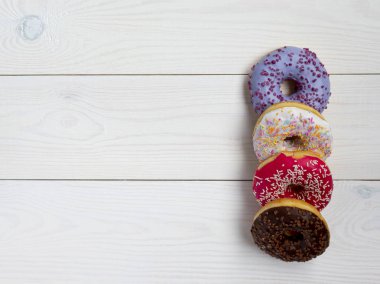 beyaz bir arka plan üzerinde çörek karışımı