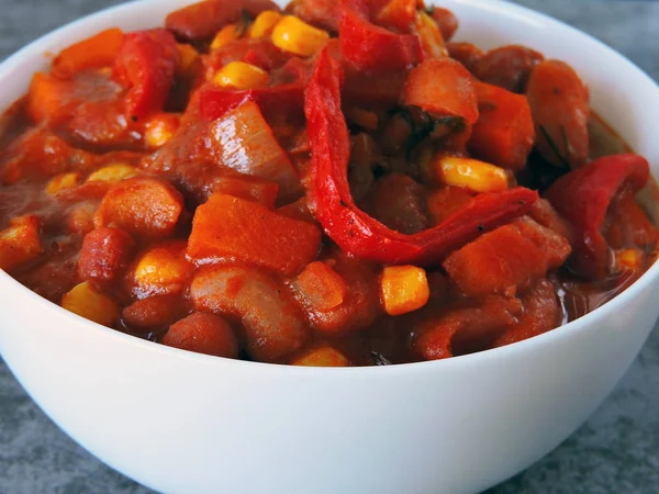 Bohnen Auf Mexikanisch Appetitliche Bohnen Mit Gemüse Und Mexikanischem Stil — Stockfoto