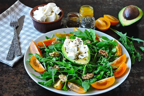 Salată Sănătoasă Fitness Roșii Arugula Avocado Feta Cireșe Galbene Rețetă — Fotografie, imagine de stoc