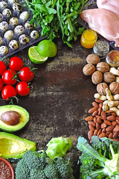 Konsep Diet Ketogenik Seperangkat Produk Diet Keto Karbohidrat Rendah Sayuran — Stok Foto