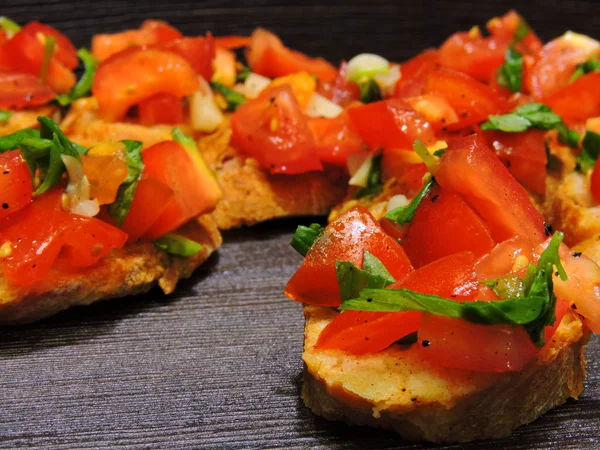 Italian Bruschetta Recipe Preparation Products Ciabatta Slices Tomatoes Tails Unpeeled — 스톡 사진