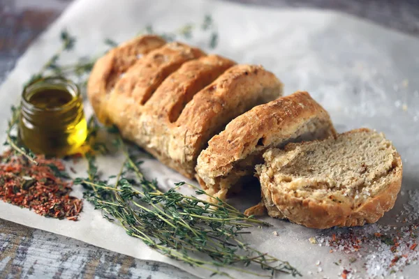 Vynikající Čerstvý Domácí Chléb Italský Chléb Bylinkami — Stock fotografie