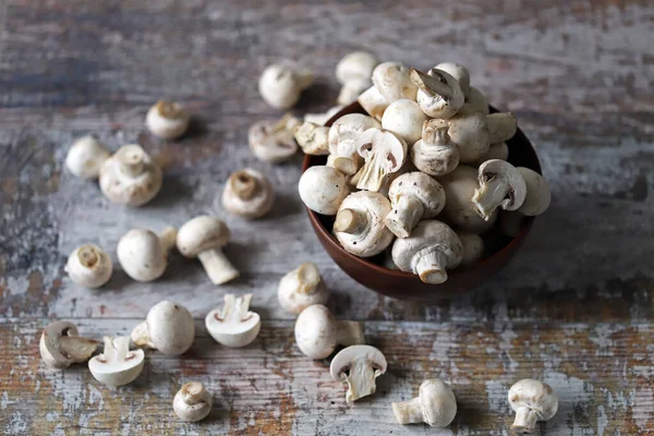 Champignons Crus Frais Dans Bol — Photo