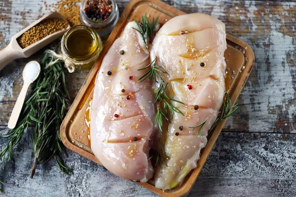 Raw Chicken Breasts Rosemary Spices Selective Focus Macro — Stock Photo, Image