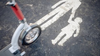 Yaya yolunda sürüş elektrikli scooter - 3d render
