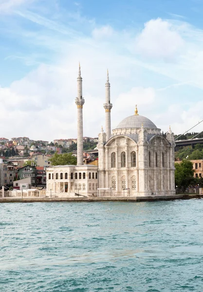 Τζαμί Ορτάκιοϊ Κωνσταντινούπολη Τουρκία — Φωτογραφία Αρχείου
