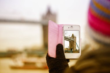 Big Ben turist alarak fotoğraf ile smartphone