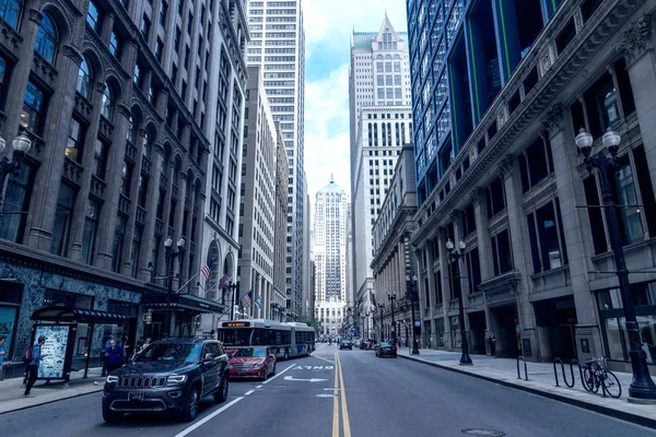 Central Street Chicago Con Edificios Tradicionales Estados Unidos —  Fotos de Stock