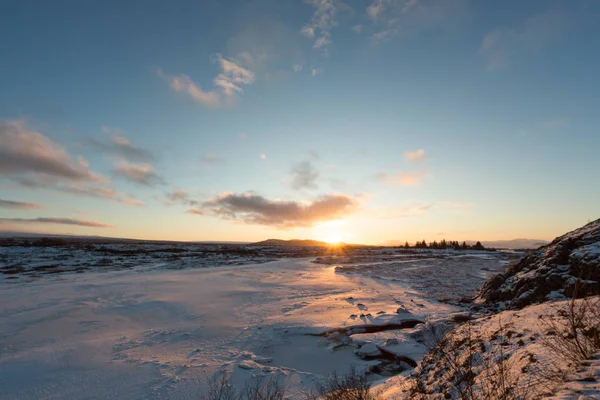 Pôr Sol Tundra Icelandênica Com Neve Gelo — Fotografia de Stock