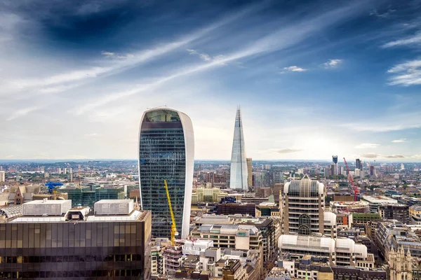 Nuevo Horizonte Londres Con Hermoso Cielo — Foto de Stock