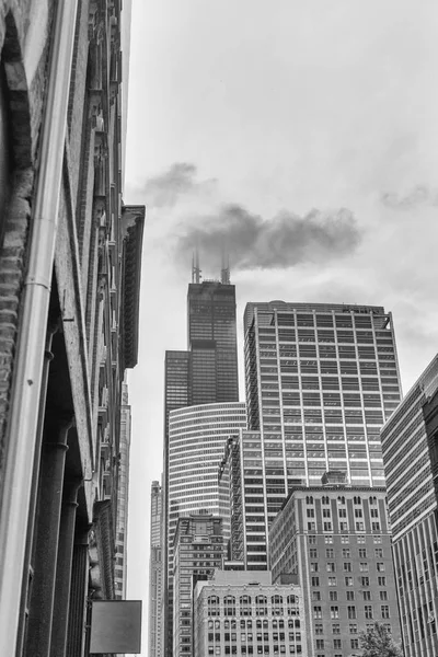 Nubes Sobre Rascacielos Chicago — Foto de Stock