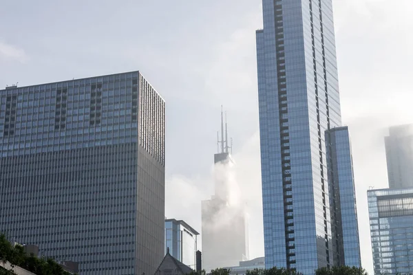 Gratte Ciel Dans Brouillard Chicago — Photo