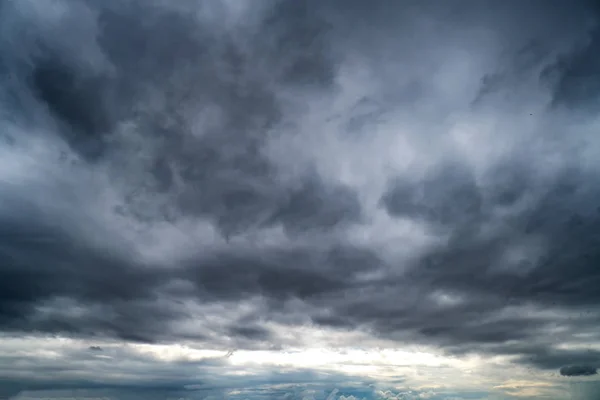 Όμορφη Θέα Σύννεφα Μετά Από Καταιγίδα — Φωτογραφία Αρχείου