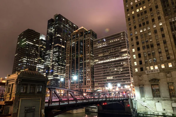 Bela Vista Edifício Chicago Noite — Fotografia de Stock