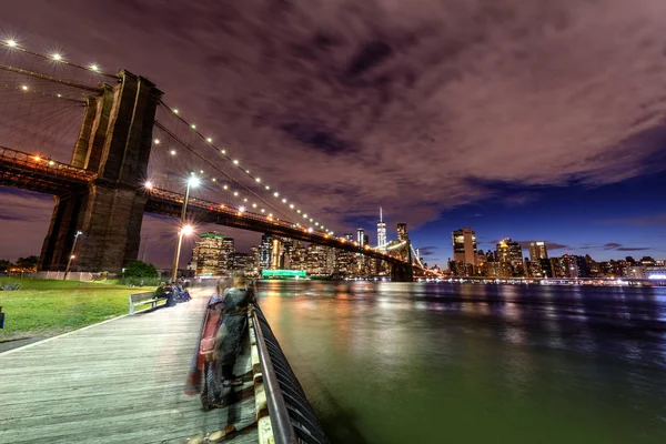 Brooklyn Bridge Noite — Fotografia de Stock