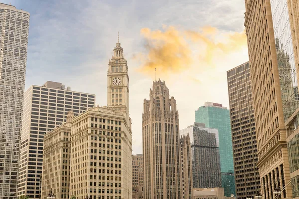 Hermosa Vista Los Edificios Chicago —  Fotos de Stock