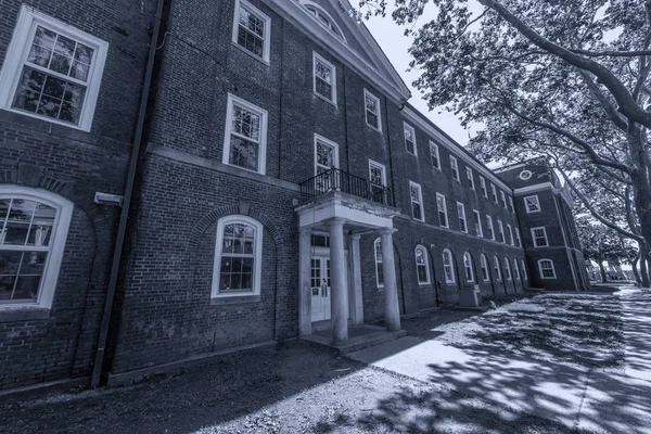 Antiguos Edificios Abandonados Governors Island Nueva York — Foto de Stock