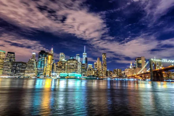 Bajo Manhattan Por Noche Nueva York —  Fotos de Stock