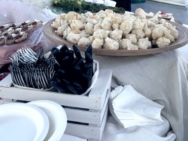 Gıda kavramı: kızarmış ekmek hamur Ahşap Doğrama Kurulu.