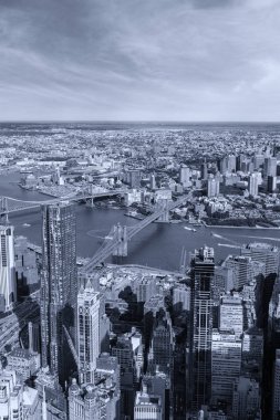 Köprüleri ile Manhattan hava görünümü, Brooklyn Köprüsü ve Manh