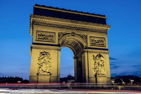 Nattutsikt över Triumfbågen, Paris — Stockfoto