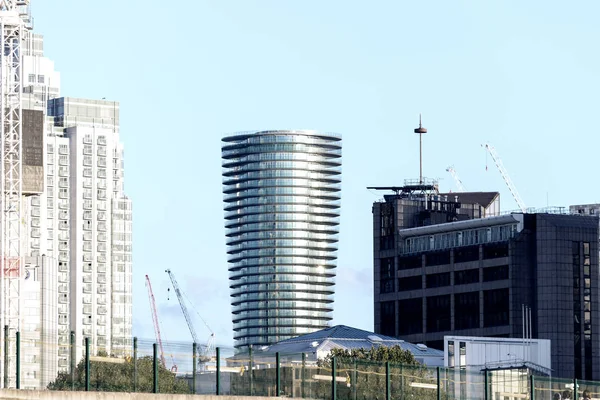 New skyscrapers in Canary Wharf — Stock Photo, Image