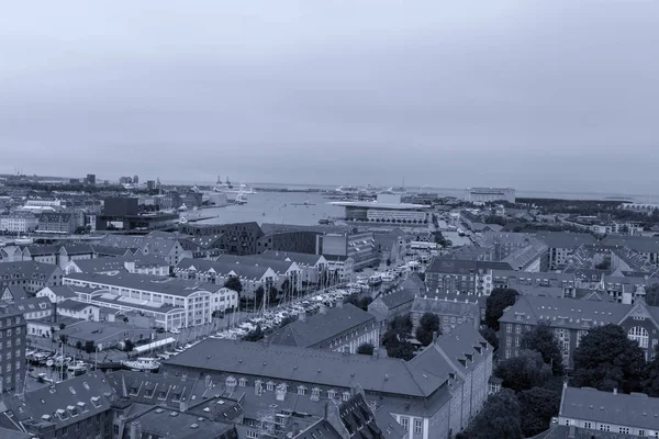 Vista panorâmica de um avião sobre Copenhaga — Fotografia de Stock