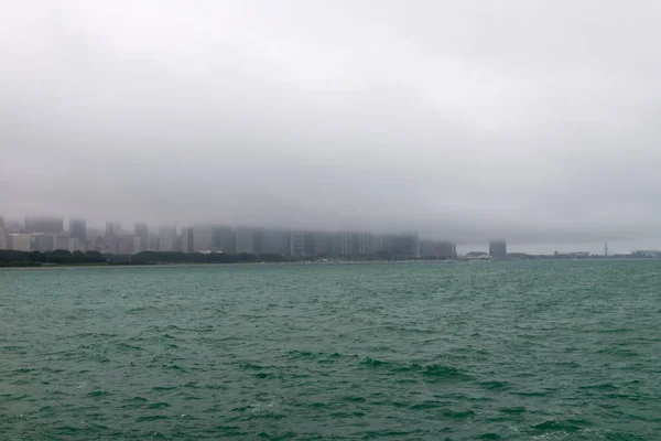 Skyline of Chicago in the fog — Stock Photo, Image