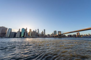 Manhattan Skyline ve Brooklyn Köprüsü