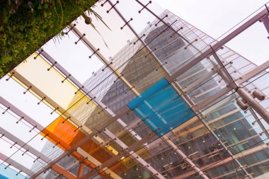 Vitray Londra sarayları arasında